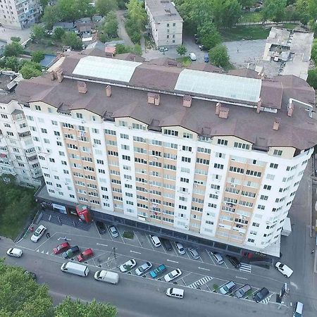 Airport Apartments Taxi キシナウ エクステリア 写真